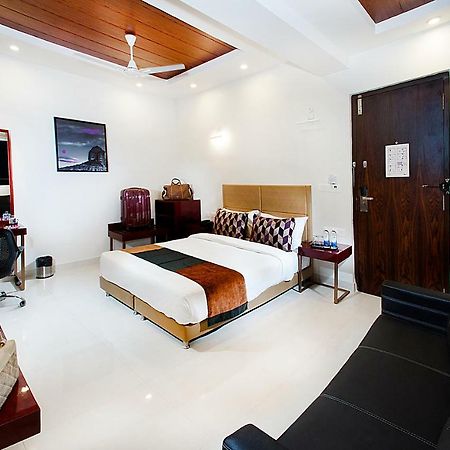 Raj Residency Hotell Bangalore Eksteriør bilde