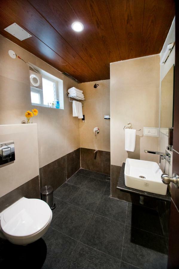 Raj Residency Hotell Bangalore Eksteriør bilde